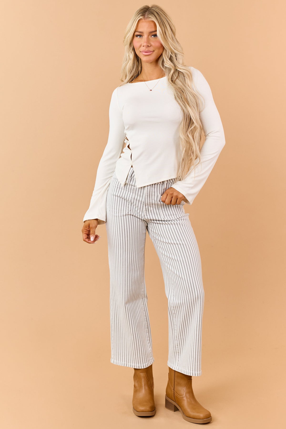 Buttoned Side Slit Knit Top